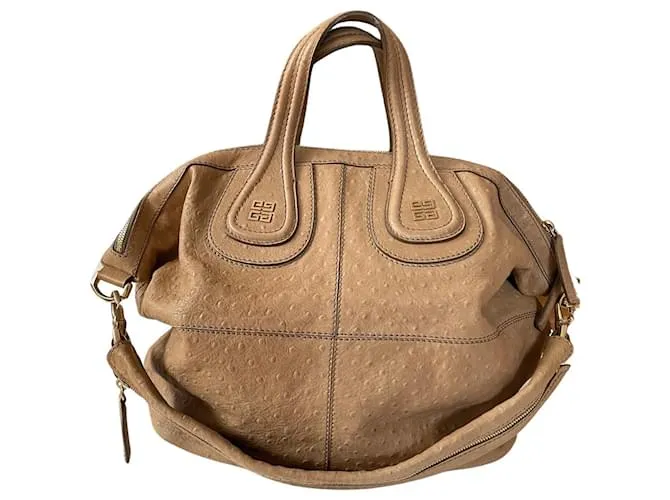 Givenchy Borsa media Nightingale in pelle di vitello goffrata con motivo di struzzo Beige