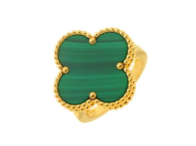 Anello Magic Alhambra di Van Cleef & Arpels