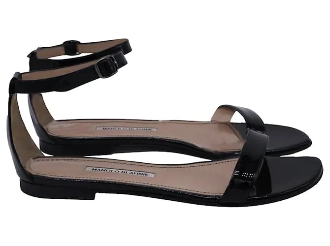 Sandali Chafla Flats Manolo Blahnik in pelle verniciata nera Nero