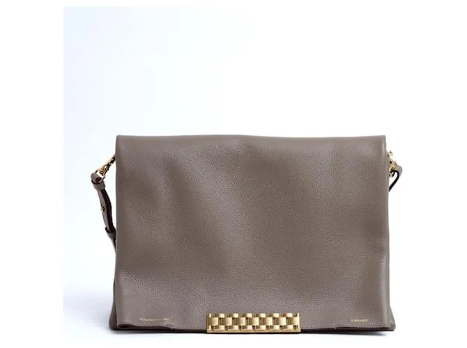 Borsa a Spalla Maxi Chain Pouch Jumbo Taupe in Pelle Victoria Beckham
