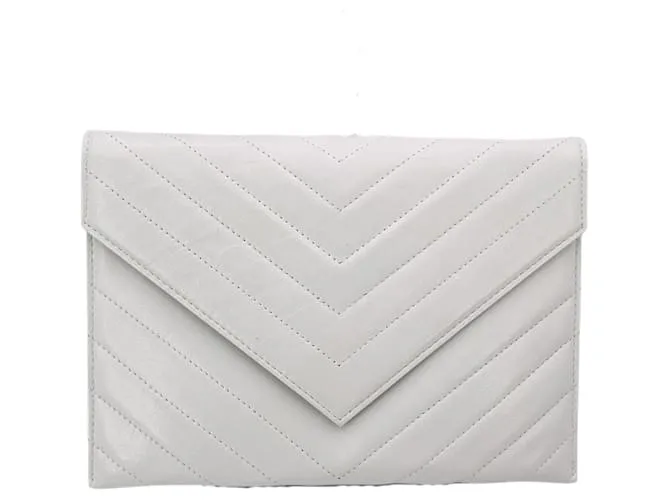 Yves Saint Laurent Pochette piccola in pelle bianca trapuntata vintage a forma di V Bianco