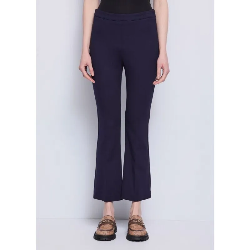 Pantaloni da donna con piega stirata