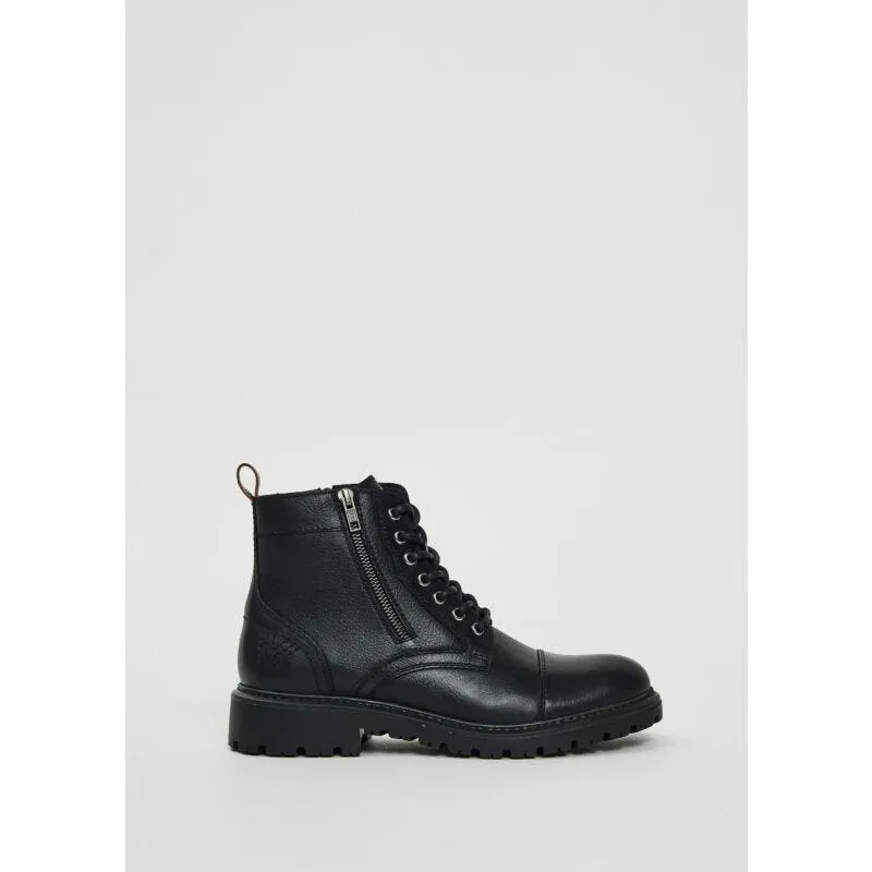 Stivaletto nero in pelle bottolata