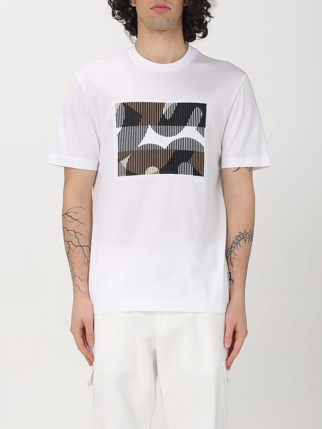 T-shirt in cotone Boss con stampa logo grafico