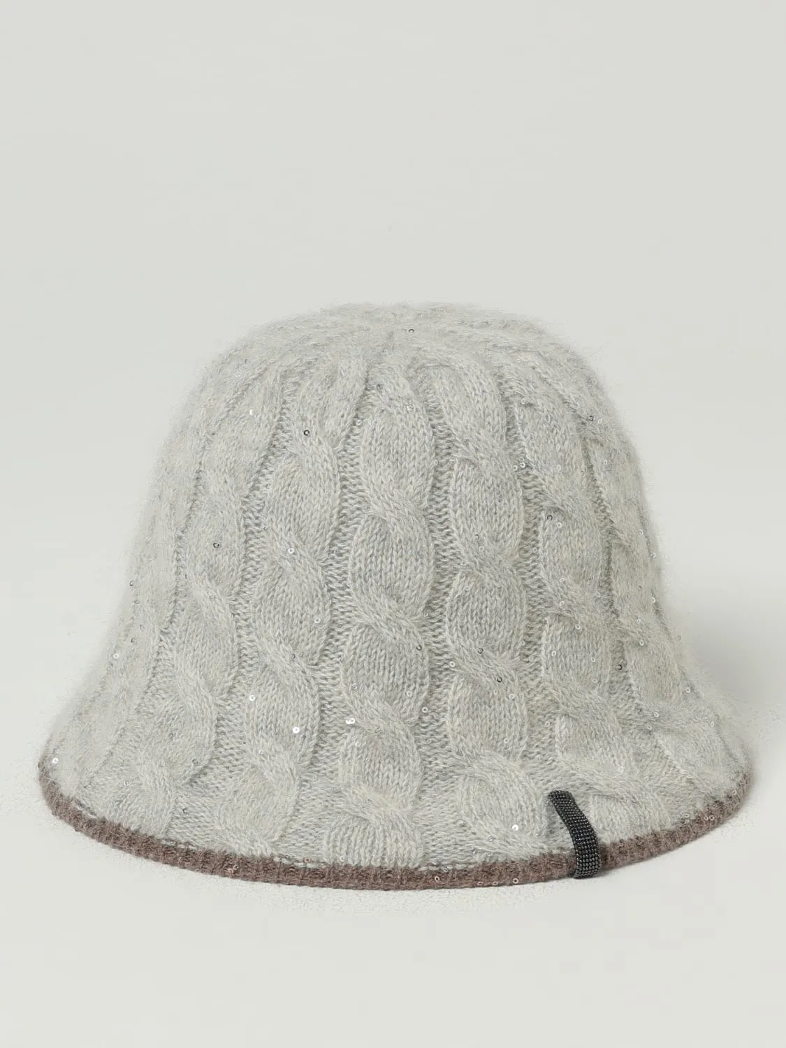 Cappello Brunello Cucinelli in lana a maglia intrecciata con monile e paillettes