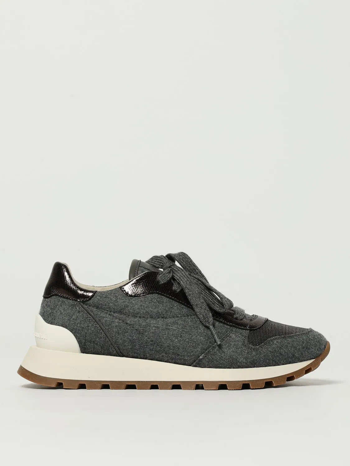 Sneakers Brunello Cucinelli in feltro e pelle con monile
