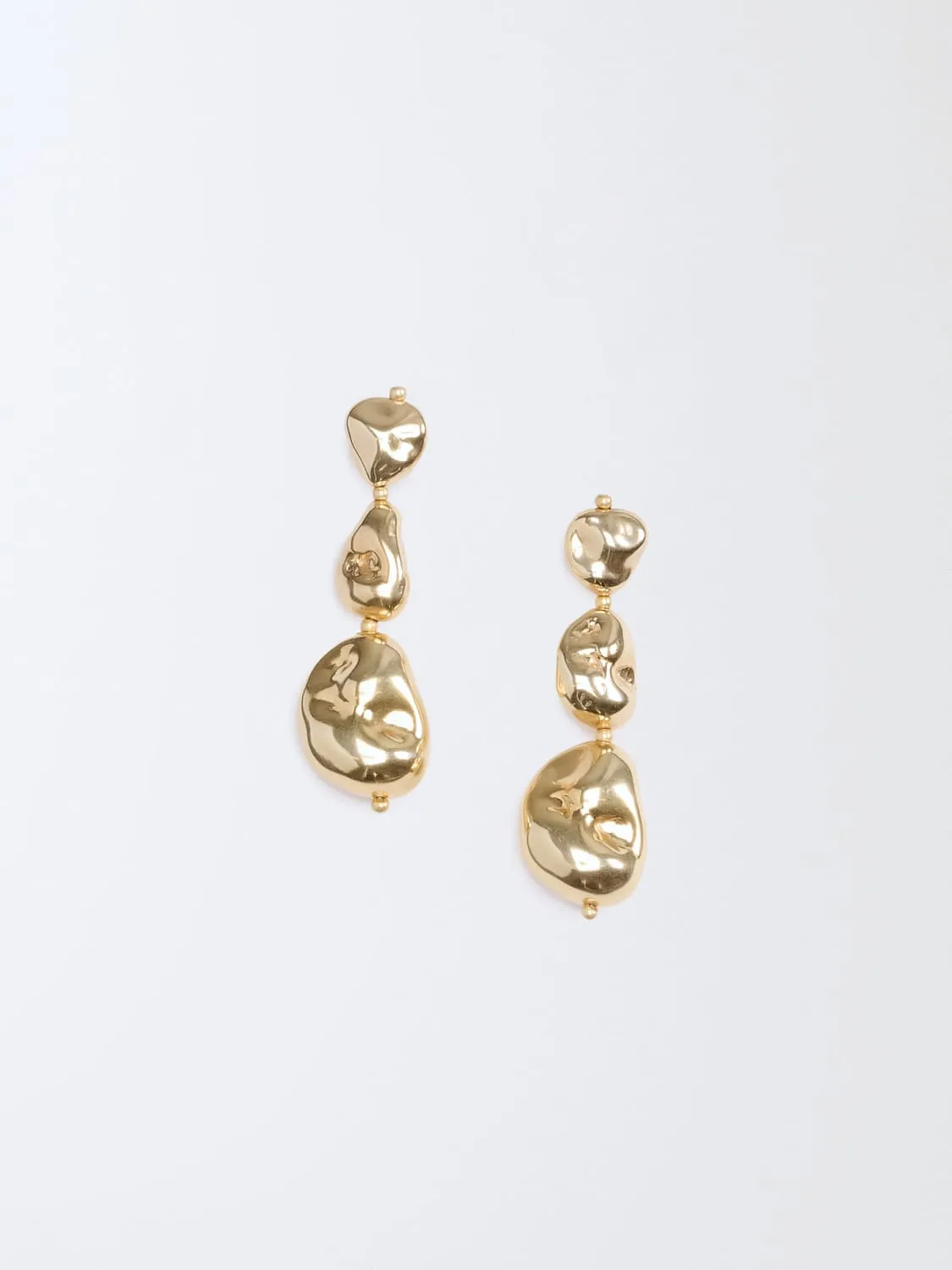 Orecchini Tre Pepite Fabiana Filippi in ABS con finitura galvanica in oro lucido