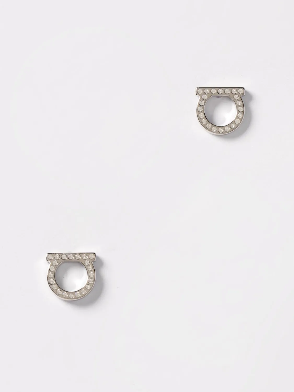 Orecchini Gancini Ferragamo in ottone con strass incastonati